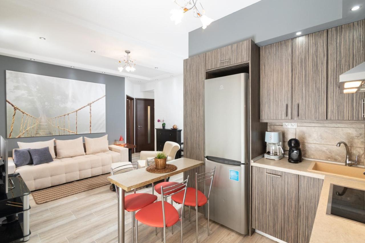F & B Collection - Flat For 4 Apartman Szaloniki Kültér fotó