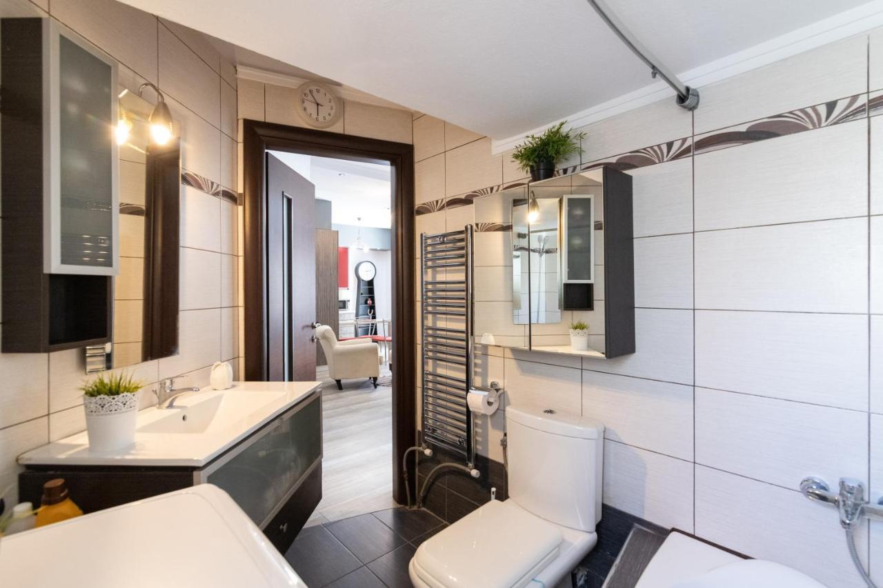 F & B Collection - Flat For 4 Apartman Szaloniki Kültér fotó